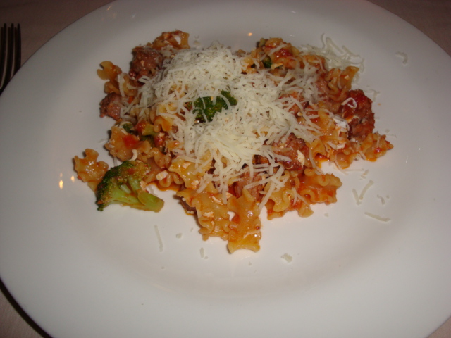tacozzette di Gragnano con salsiccia, broccoli, acciuga e ricotta salata tacozzette di Gragnano con salsiccia, broccoli, acciuga e ricotta salata