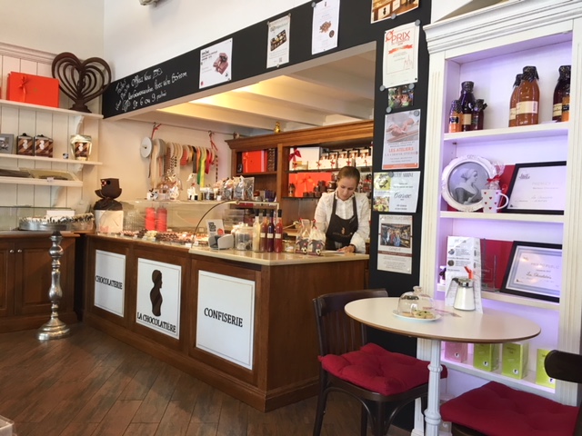 La Chocolatière