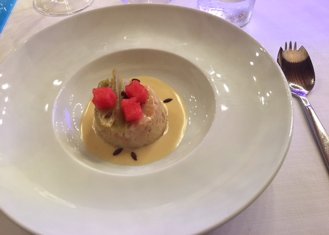 anguria, coste di lattuga, semi di oliva e fregola