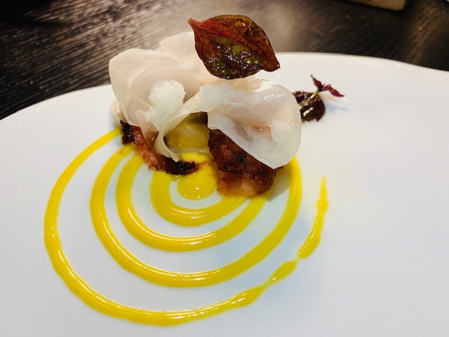polpo, bbq, miso biancom daikon fermentato e cedro - Photo Credits @isabellaradaelli