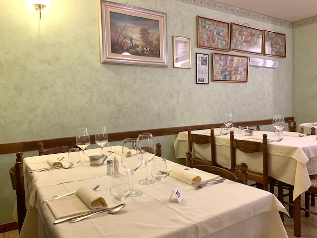 interno del locale-photo credits @isabellaradaelli