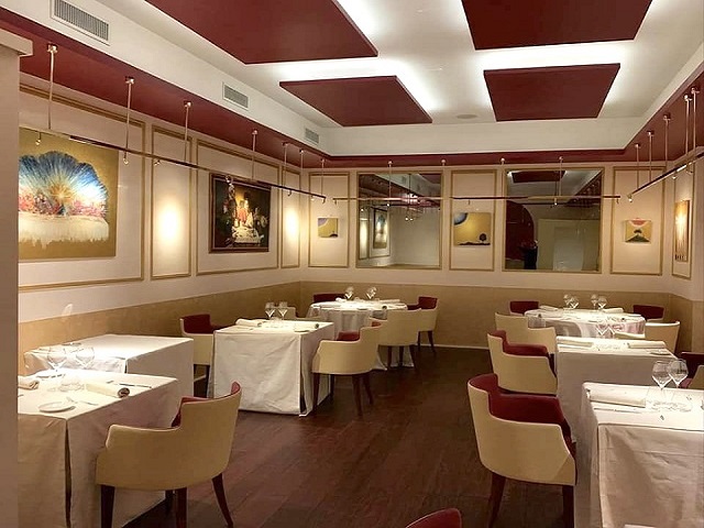 interno del locale-photo credits @isabellaradaelli
