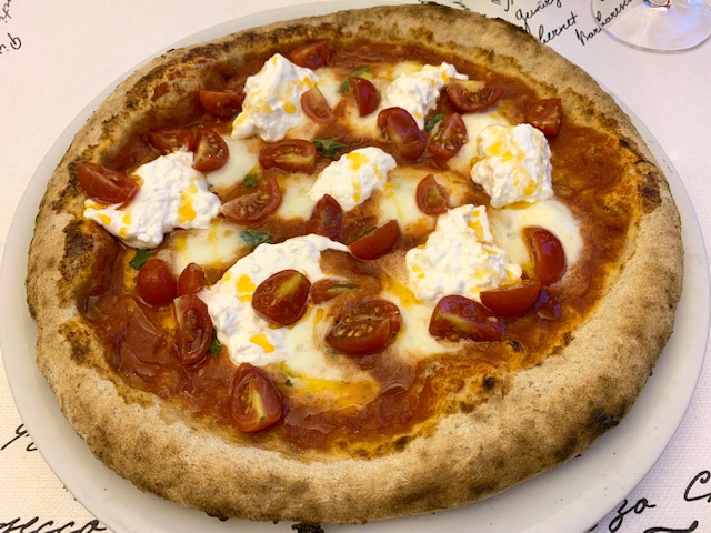 pizza Meritevole-photo credits @isabellaradaelli