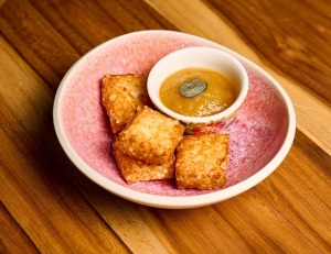 Tapioca, formaggio e chutney di ananas2