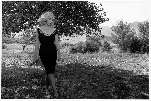 Inge Morath - Marilyn Monroe on the set of “The Misfits”, Reno, Nevada, USA, 1960 © Inge Morath / Magnum Photos