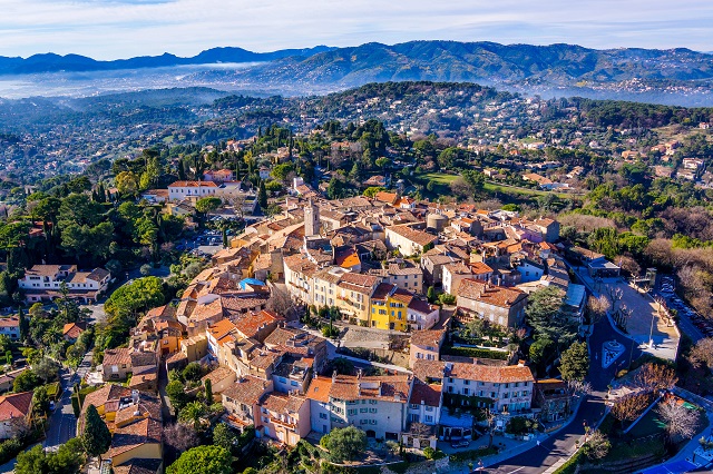 Mougins