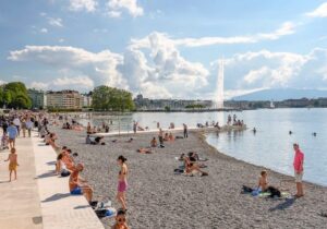 Eaux-Vives Beach