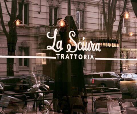 vetrina La Sciura Trattoria