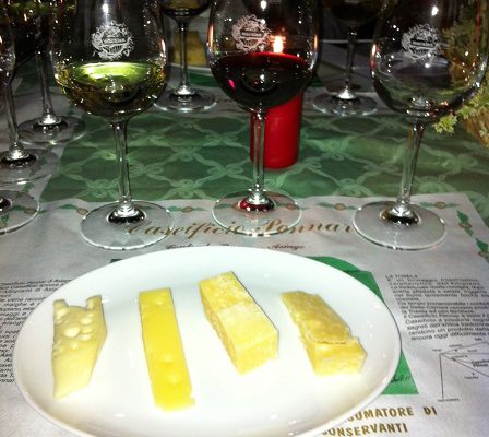 degustazione formaggio Asiago e vini Maculan