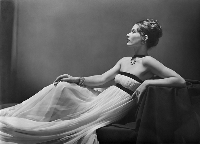 7_George Hoyningen-Huene, Lisa Fonssagrives-Penn, Paris 1938, copyright George Hoyningen-Huene Estate Archives