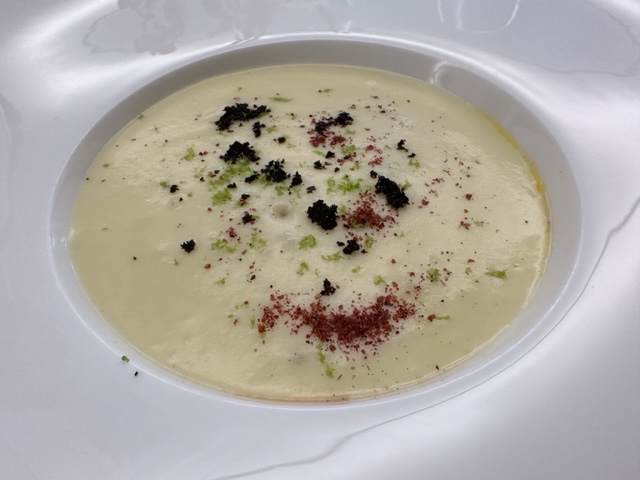 spuma di patate con ragù di moscardini