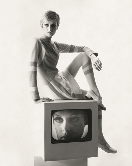4_Bert Stern, Twiggy wearing a mod minidress by Louis Féraud + leather shoes by Francois Villon, Vogue, 1967, c Condé Nast