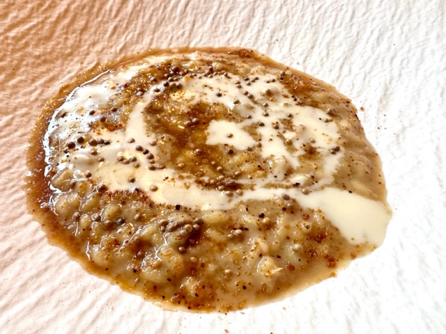Risotto ai funghi porcini, con crema di formaggio Tête de Moine