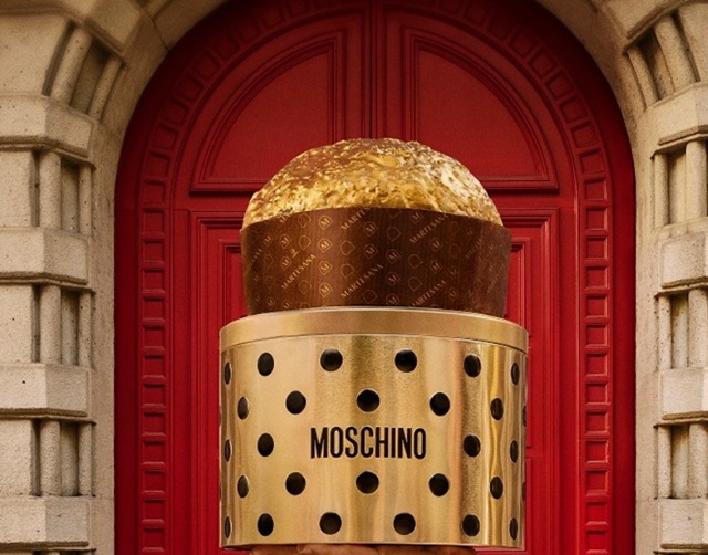 Panettone d'Oro Moschino
